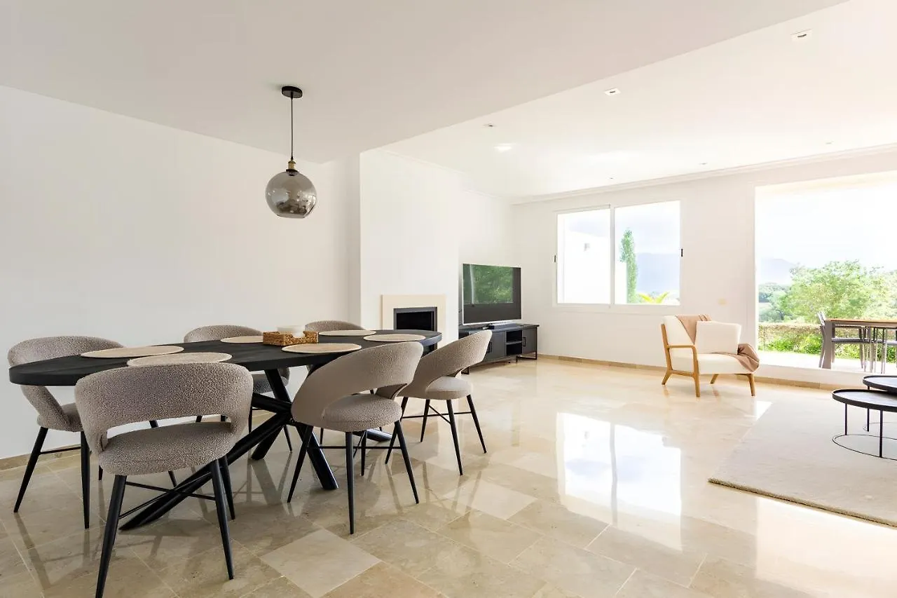 Luxury & Sunny Apartment With Breathtaking View In Marbella East Ojen